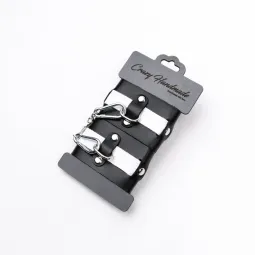 Наручники из черной кожи с белым ремнем