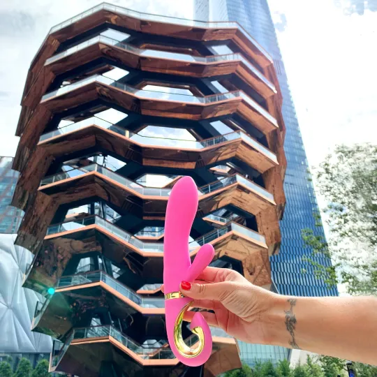 Gvibe Grabbit - Вибратор для клитора и точки G с тремя моторами, 22х3.5 см