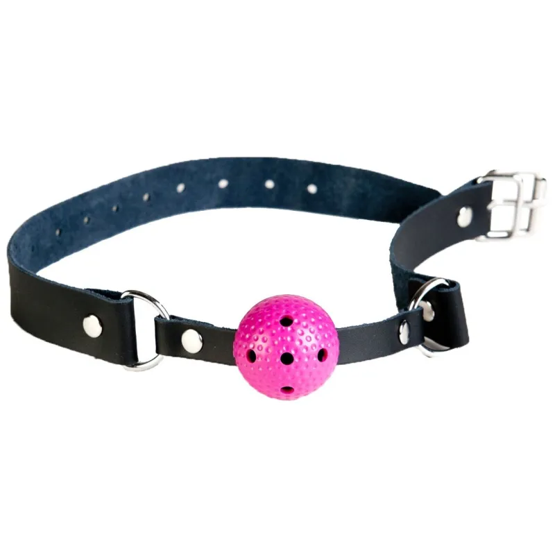 Кляп розовый с черным ремешком.