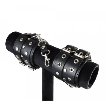Наручники черные из натуральной кожи