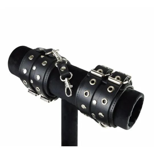 Наручники черные из натуральной кожи