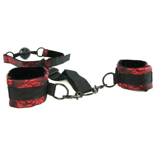 Кляп с наручниками SCANDAL BRTHBLE BLL GAG w/CFFS