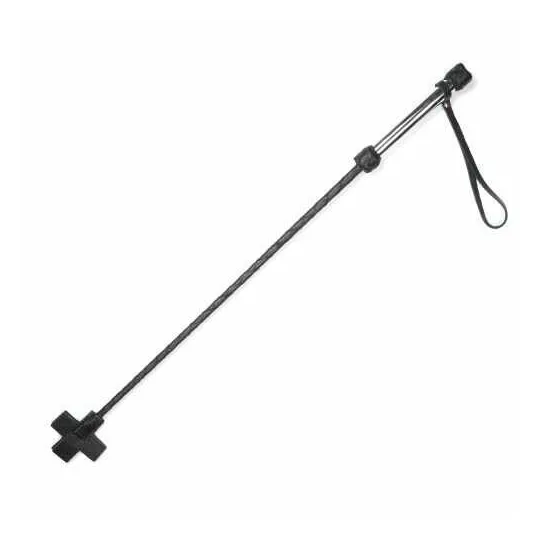 Стек чёрный, окончание в виде креста.