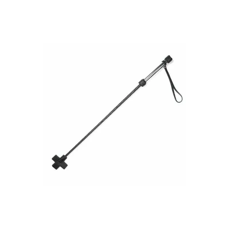 Стек чёрный, окончание в виде креста.