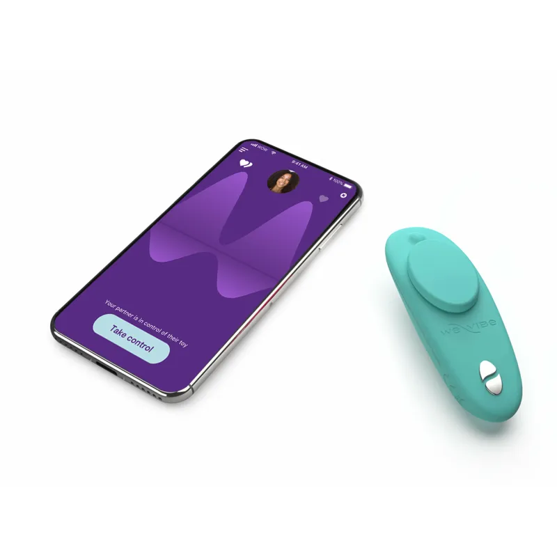 Вибромассажер для стимуляции клитора в трусики Moxie