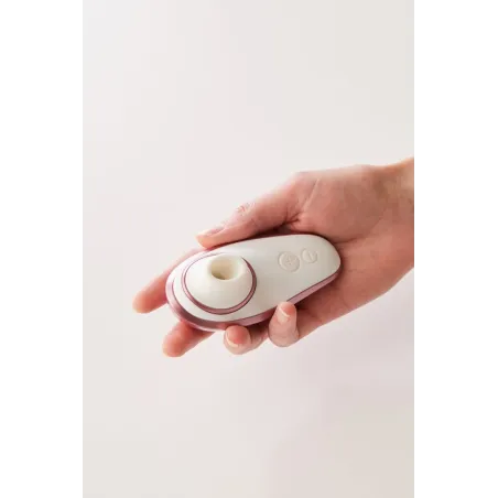 Бесконтактный клиторальный стимулятор Womanizer Liberty розовый