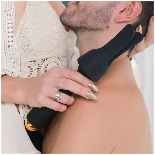 Интерактивный Wand-вибромассажер Emma Neo