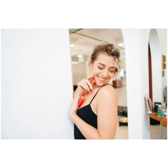 Интерактивная вибропуля Ella Neo