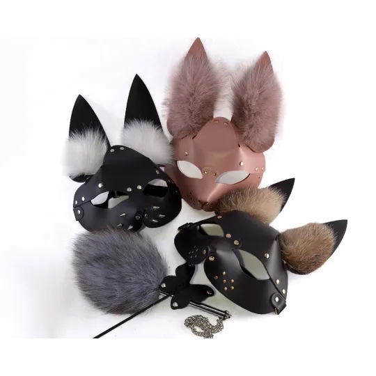 Маска Зайка с шипами и мехом