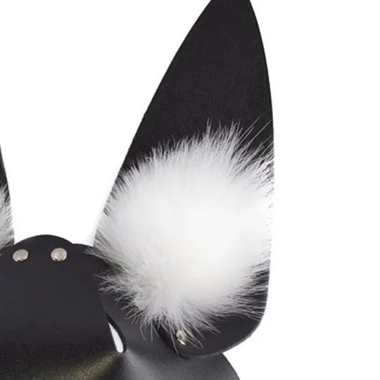 Маска Зайка с шипами и мехом